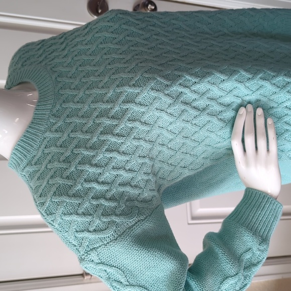 St. John's Bay Sweater Size Petite Medium - Picture 2 of 8
